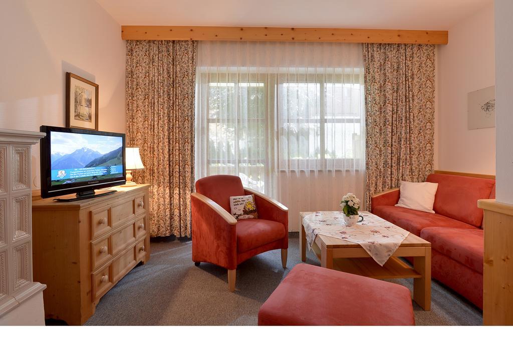 Ferienwohnung Haus Gaisberger Mayrhofen Zimmer foto